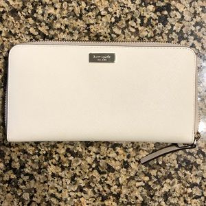♠️ Kate Spade ♠️ Cameron Street Wallet